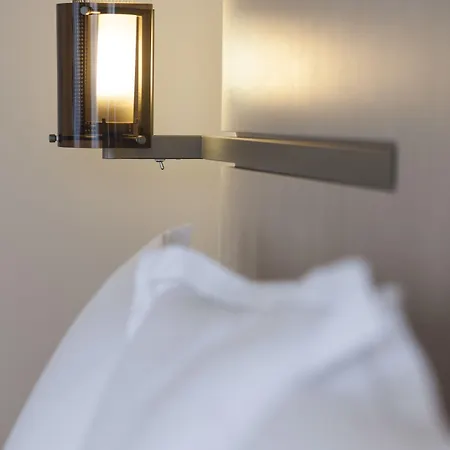 De Nell Ξενοδοχείο 5*