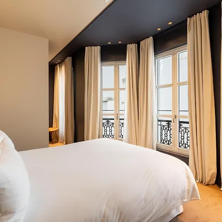 De Nell Hotell