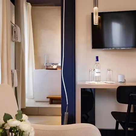 De Nell Ξενοδοχείο