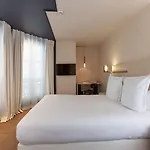 Ξενοδοχείο De Nell 5*