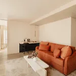 De Nell Hotel Parijs