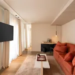 De Nell 5*