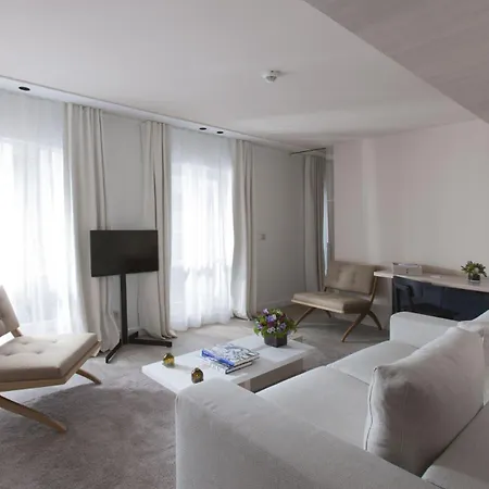 De Nell Hotel 5*