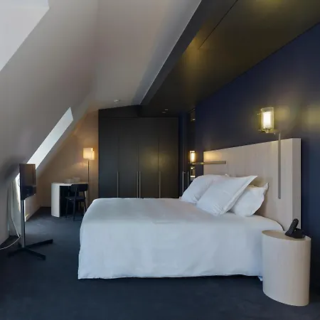 Hotel De Nell 5*