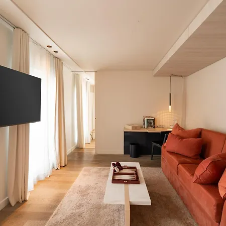 De Nell 5*