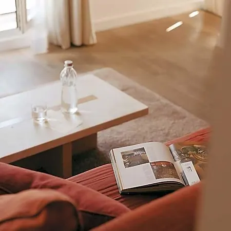 De Nell Hotel 5*