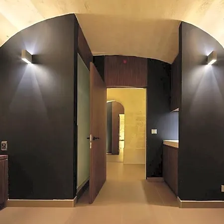 De Nell Hotel