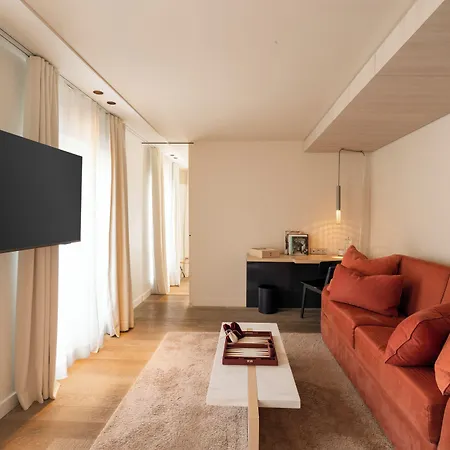 De Nell Hotel 5*