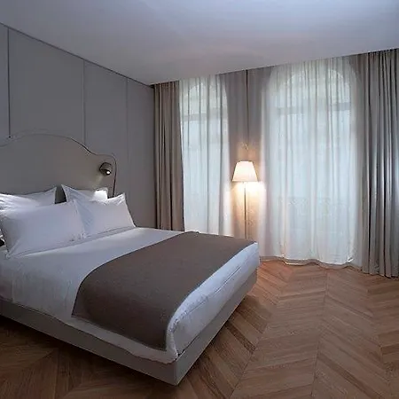 Hotell De Nell Paris