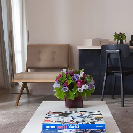 De Nell Hotell Paris