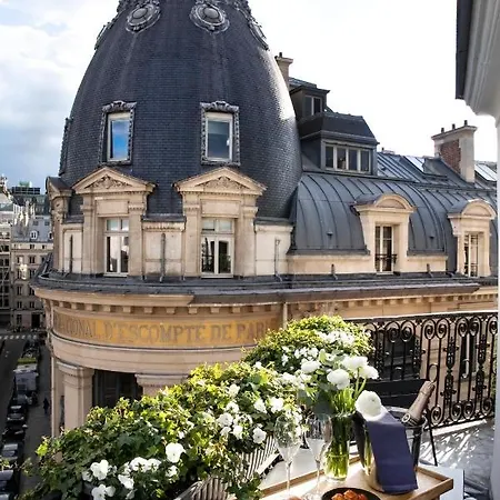 De Nell Hotel