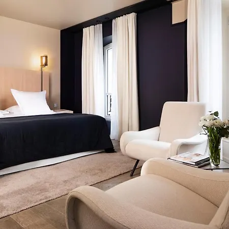 Hotel De Nell 5*