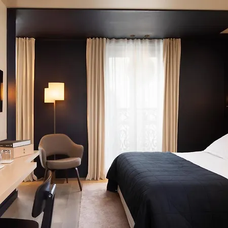 De Nell Hotel Paris