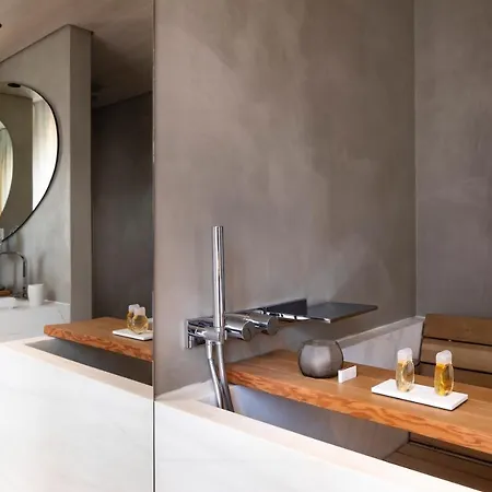 De Nell 5* Paris