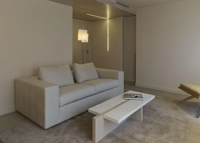 De Nell 5*