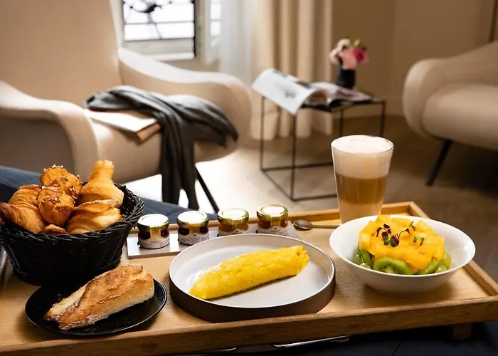 De Nell Hotel 5*