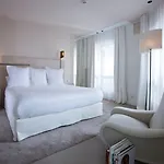 De Nell 5*