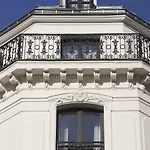 De Nell 5*