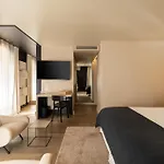 De Nell 5*